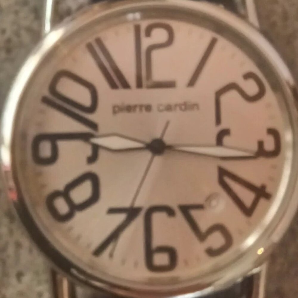 Pierre Cardin 42mm White Dial Date Arabic Numbers Leather strap Japan quartz - Picture 4 of 12